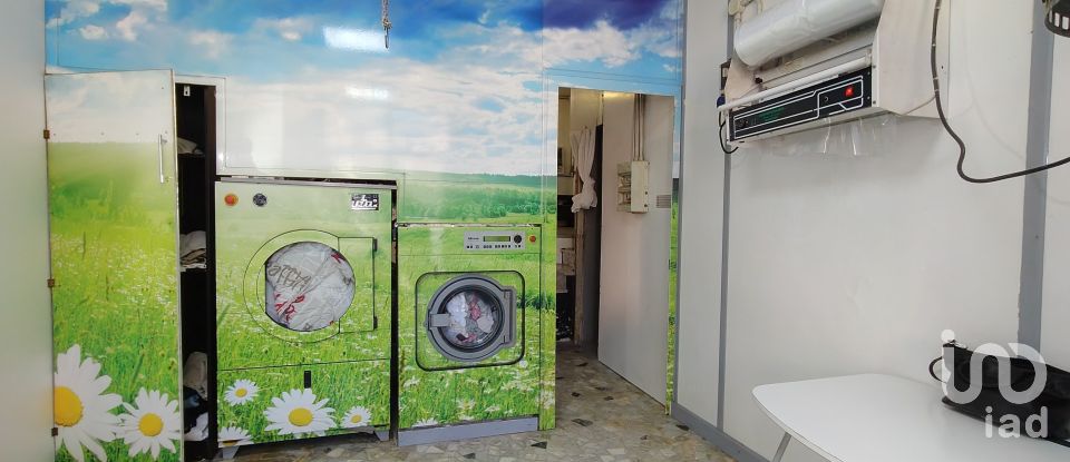 Negozio / locale commerciale di 64 m² in Roma (00165)