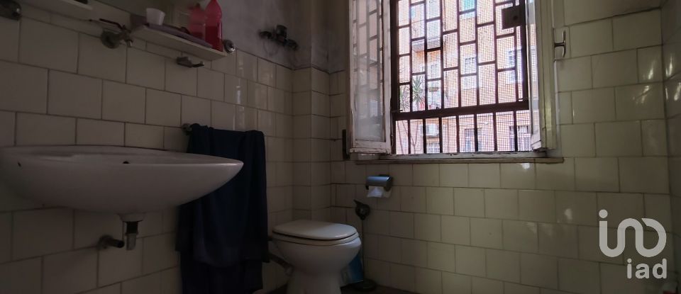 Negozio / locale commerciale di 64 m² in Roma (00165)