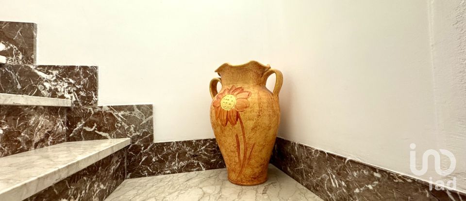 House 9 rooms of 80 m² in Avola (96012)