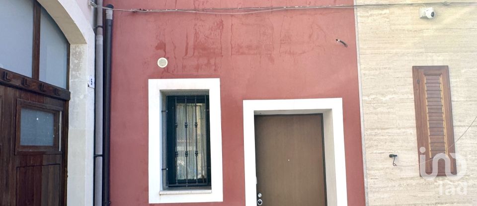 House 9 rooms of 80 m² in Avola (96012)