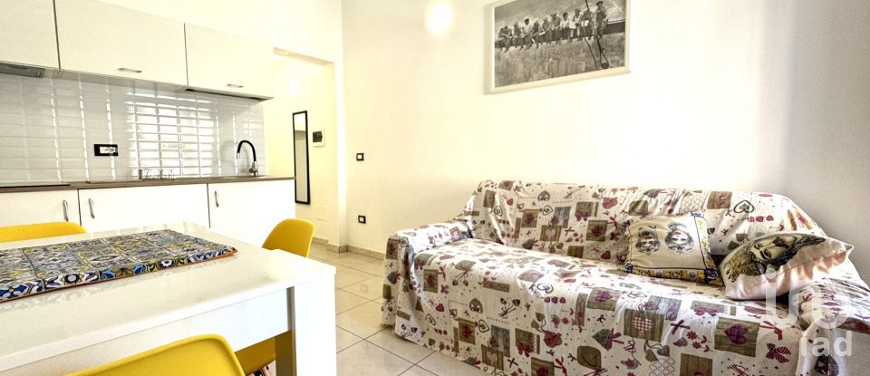 House 9 rooms of 80 m² in Avola (96012)