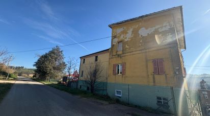 Casa indipendente / Villa 6 locali di 400 m² in Francavilla d'Ete (63816)