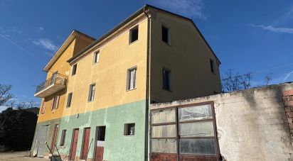Casa indipendente / Villa 6 locali di 400 m² in Francavilla d'Ete (63816)