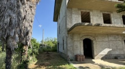 Costruzione di 600 m² in Roseto degli Abruzzi (64026)