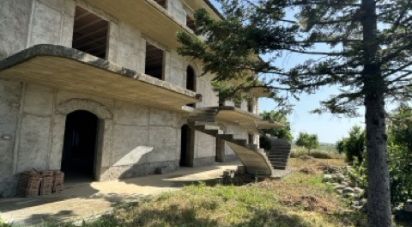 Costruzione di 600 m² in Roseto degli Abruzzi (64026)