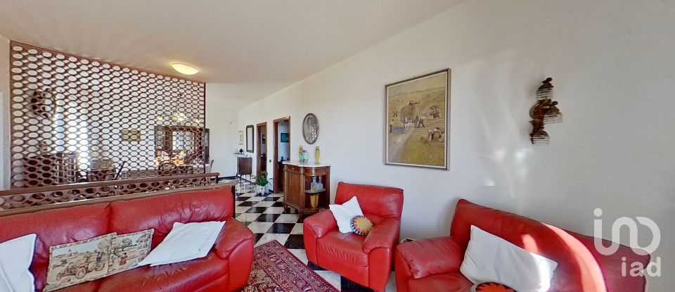 Casa indipendente / Villa 0 locali di 236 m² in Cogoleto (16016)