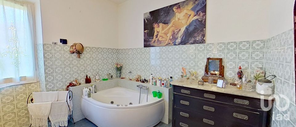 Casa indipendente / Villa 0 locali di 236 m² in Cogoleto (16016)