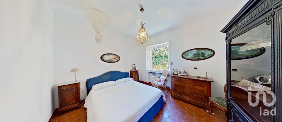 Casa indipendente / Villa 0 locali di 236 m² in Cogoleto (16016)