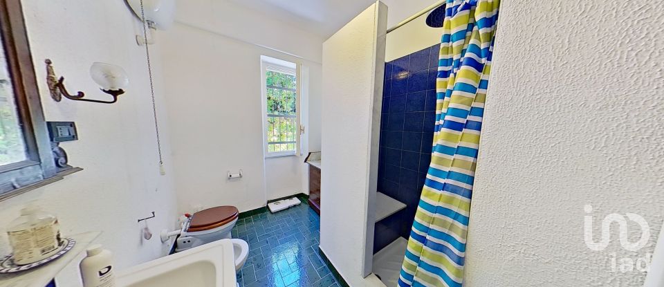 Casa indipendente / Villa 0 locali di 236 m² in Cogoleto (16016)