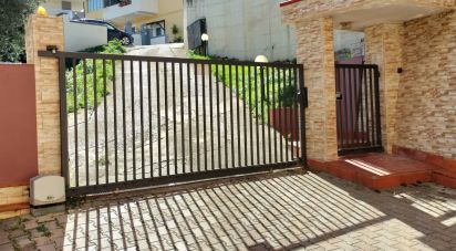 Appartamento 11 locali di 270 m² a Spoltore (65010)