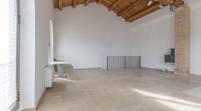 Negozio / locale commerciale di 112 m² in Loreto (60025)