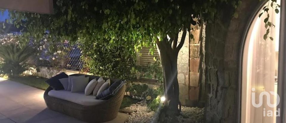 Farm 4 rooms of 110 m² in Ischia (80077)