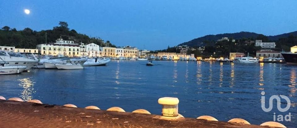 Farm 4 rooms of 110 m² in Ischia (80077)