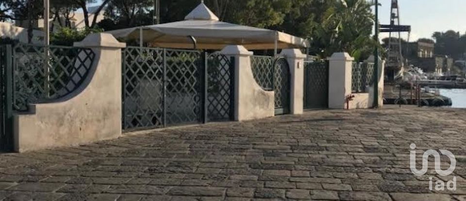 Farm 4 rooms of 110 m² in Ischia (80077)