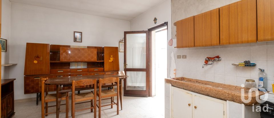 Townhouse 10 rooms of 358 m² in Goito (46044)