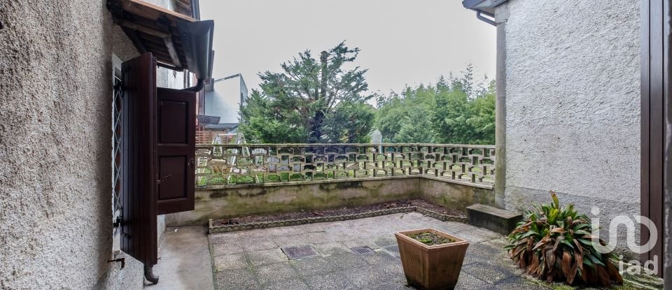 Townhouse 10 rooms of 358 m² in Goito (46044)