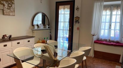 Casa indipendente / Villa 5 locali di 150 m² in Desenzano del Garda (25015)