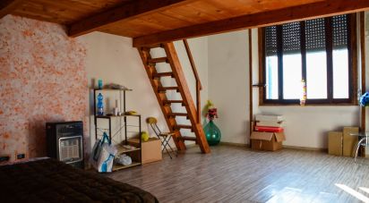 Casa indipendente / Villa 10 locali di 289 m² in Cengio (17056)