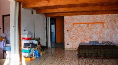 Casa indipendente / Villa 10 locali di 289 m² in Cengio (17056)