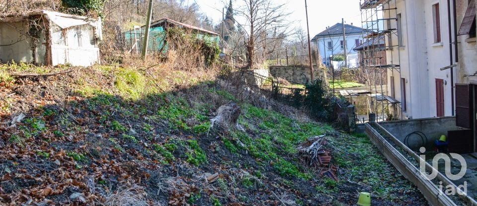 Casa indipendente / Villa 10 locali di 289 m² in Cengio (17056)