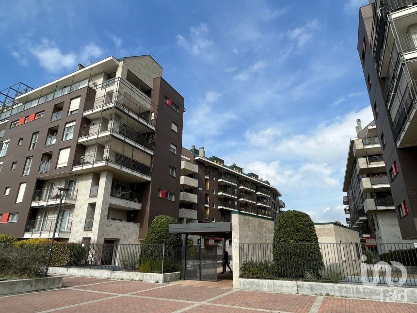 Trilocale di 120 m² a Peschiera Borromeo (20068)