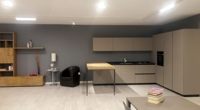 Shop / premises commercial of 680 m² in Perugia (06129)