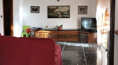 Appartamento 5 locali di 111 m² a Valenza (15048)