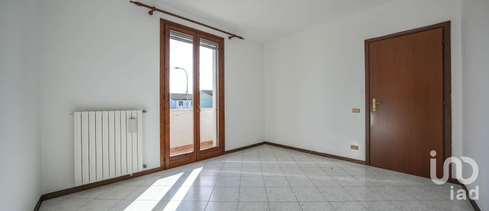 Traditional house 3 rooms of 142 m² in Migliaro (44020)