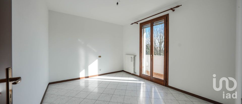 Traditional house 3 rooms of 142 m² in Migliaro (44020)