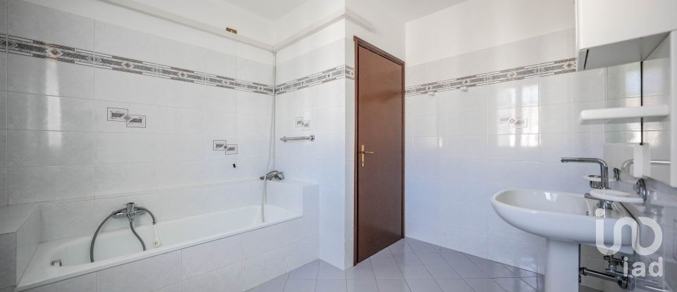 Traditional house 3 rooms of 142 m² in Migliaro (44020)