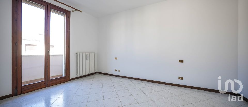 Traditional house 3 rooms of 142 m² in Migliaro (44020)