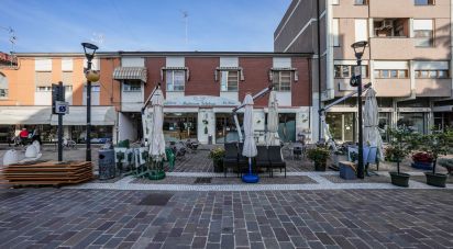 Bar di 355 m² in Portomaggiore (44015)