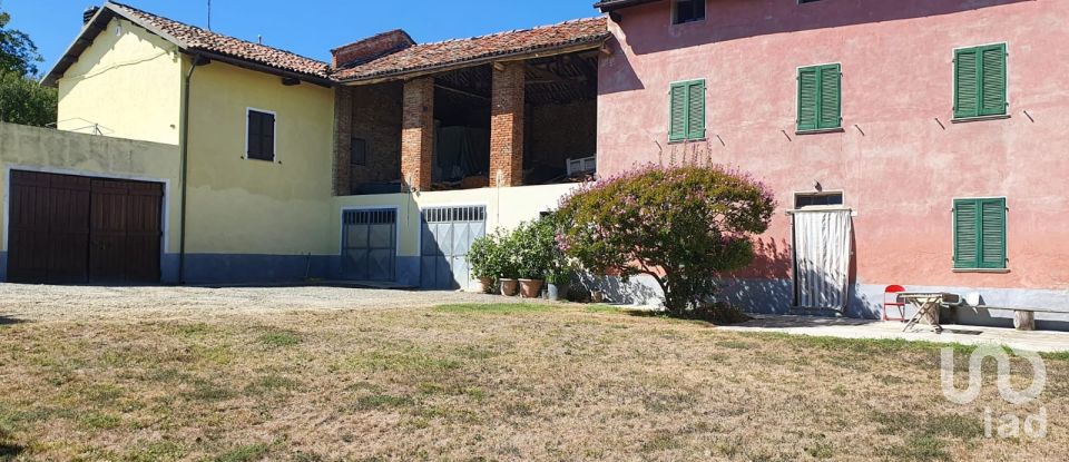 Casa indipendente / Villa 13 locali di 370 m² in Castelletto Molina (14040)