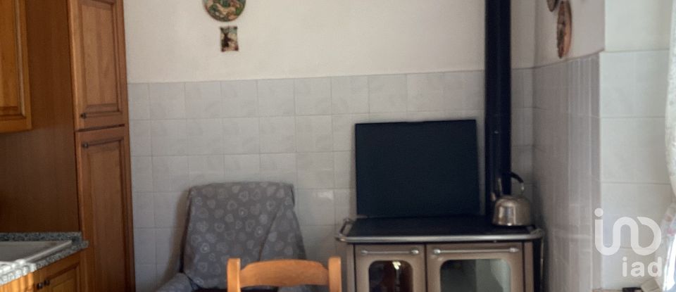 Casa indipendente / Villa 13 locali di 370 m² in Castelletto Molina (14040)