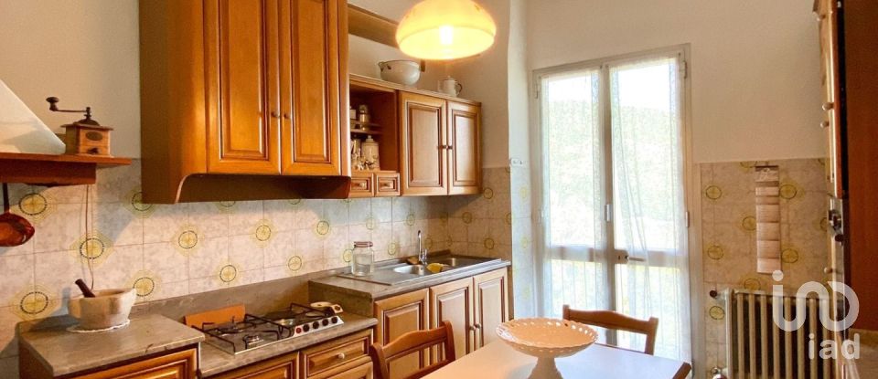 Appartamento 7 locali di 240 m² a Casanova Lerrone (17033)