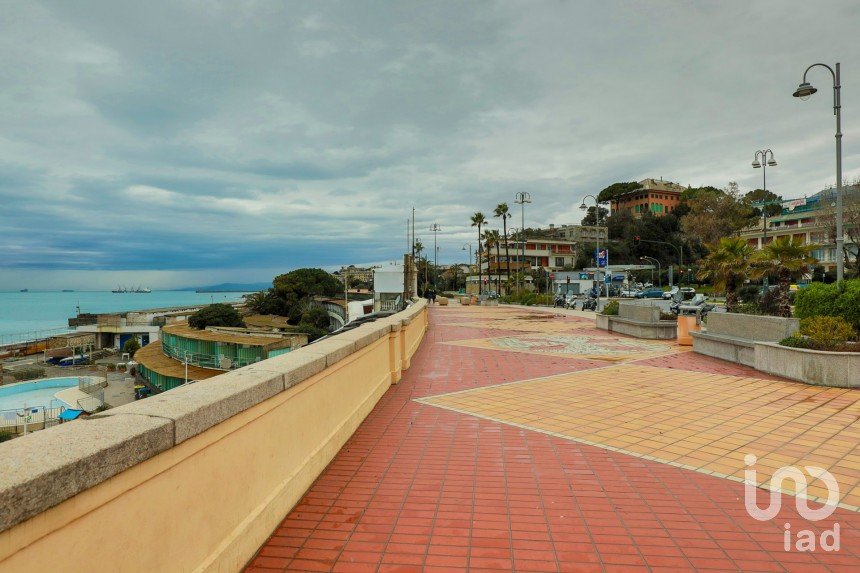 Shop / premises commercial of 100 m² in Genova (16146)