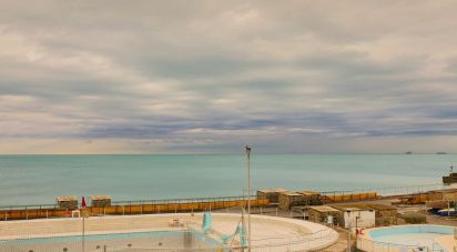 Shop / premises commercial of 100 m² in Genova (16146)