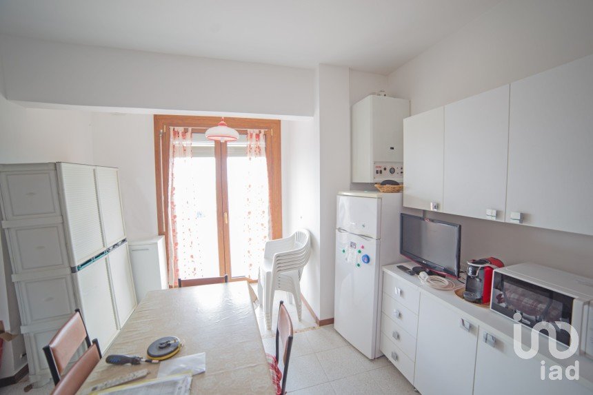 One-room apartment of 50 m² in Senigallia (60010)