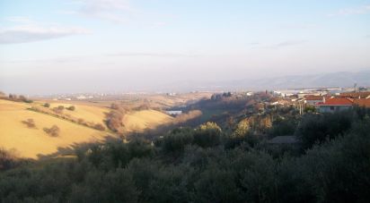 Rustico 11 locali di 250 m² in Notaresco (64024)