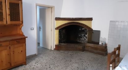 Rustico 11 locali di 250 m² in Notaresco (64024)