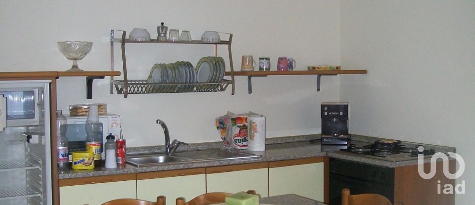 Rustico 11 locali di 250 m² in Notaresco (64024)