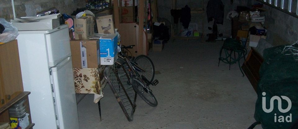 Rustico 11 locali di 250 m² in Notaresco (64024)