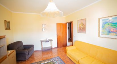 Casa indipendente / Villa 6 locali di 200 m² in - (61036)