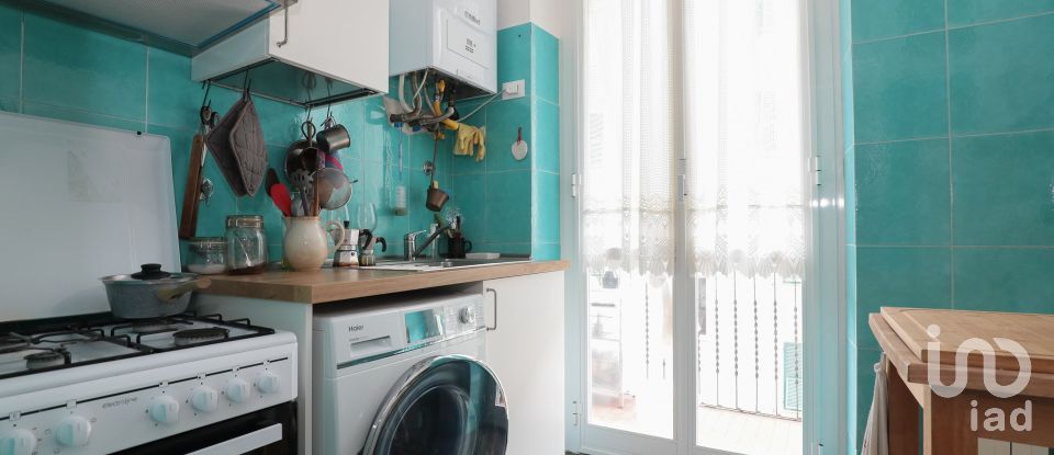 Bilocale di 61 m² a Genova (16137)
