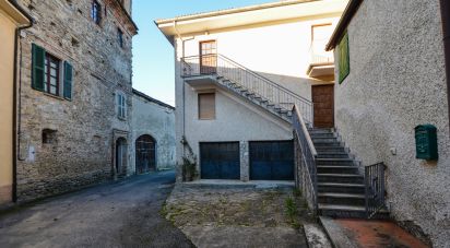 Village house 10 rooms of 250 m² in Castelletto Uzzone (12070)