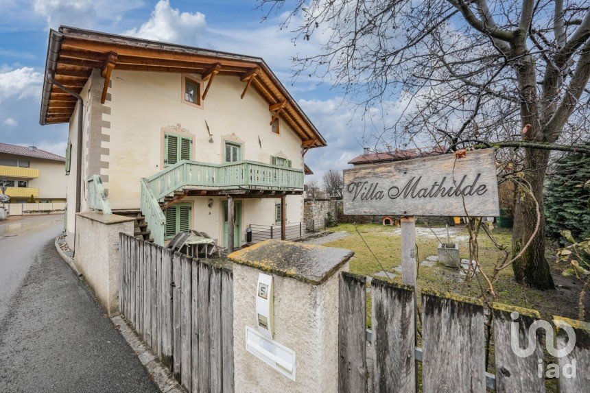 Farm 7 rooms of 172 m² in Prato allo Stelvio (39026)