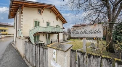 Casale 7 locali di 172 m² in Prato allo Stelvio (39026)