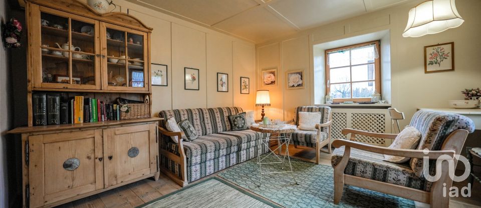 Farm 7 rooms of 172 m² in Prato allo Stelvio (39026)