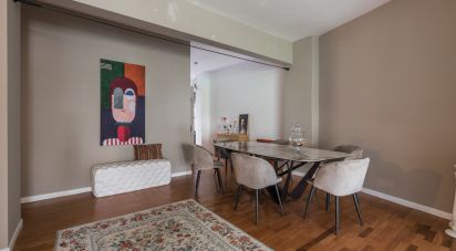 Three-room apartment of 145 m² in Roma (00152)