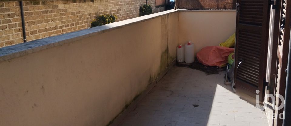 Three-room apartment of 81 m² in Campagnano di Roma (00063)